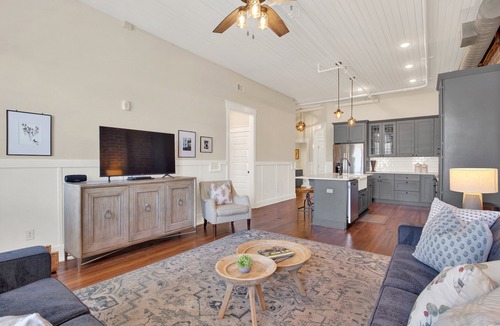 Yamacraw Village Apartment | Heated Pool Access | 5*Clean | Flex Cancelation
