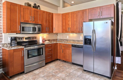 Historic District - North Apartment | Heated Pool Access | 5*Clean | Flex Cancelation
