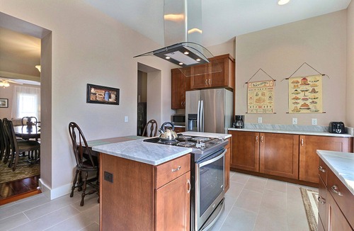 Savannah Victorian District House | Heated Pool Access | 5*Clean | Flex Cancelation