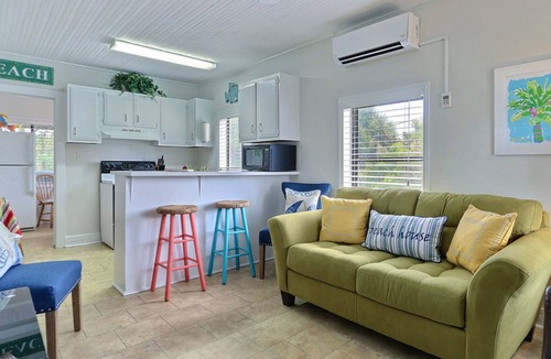 Tybee Island Apartment | Heated Pool Access | 5*Clean | Flex Cancelation