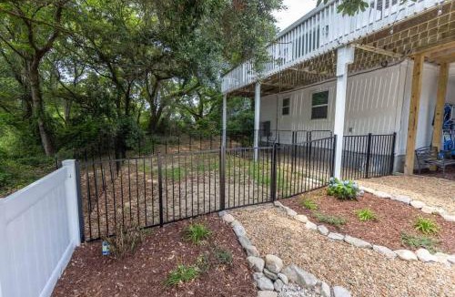 Southern Shores House | Heated Pool Dog Friendly Hot Tub Walk to Beach