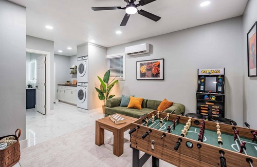 Pinecrest West Park House | Heated Pool & Game Room | Pet Friendly