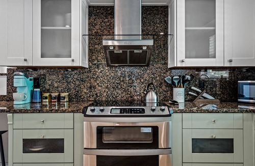 Boynton Beach House | Heated Pool, Games & Relaxation