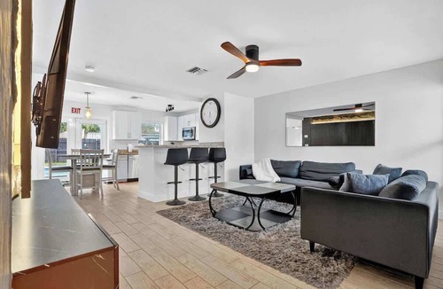 Driftwood House | Heated Pool Home Mini Golf & Soccer Firepit