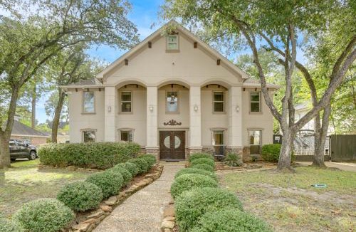 Ponderosa Forest House | Heated Pool, Hot Tub, Game Room: Houston Group Gem