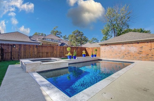 Pinehurst Of Atascocita Villa | Heated Pool Hot Tub Game Loft 4BR