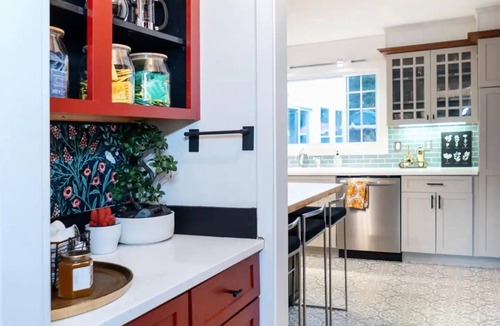 Freehold House | Heated Pool, Hot Tub & Mountain Views on 15 Acres! New Listing Special!