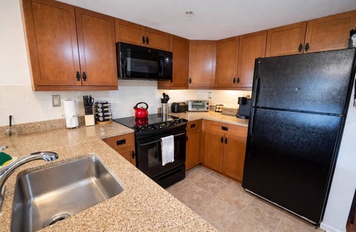 Vernon Condo | Heated Pool Hot Tubs Sauna Gym Deck Mtn Front Appalachian @ Mtn Creek #312