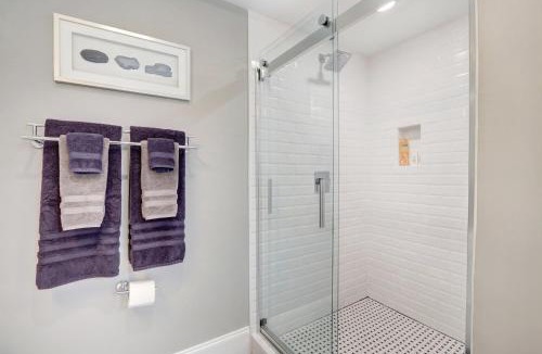 Historic District - North House | Heated Pool in your Private Garden Pets Welcome OnSite Parking
