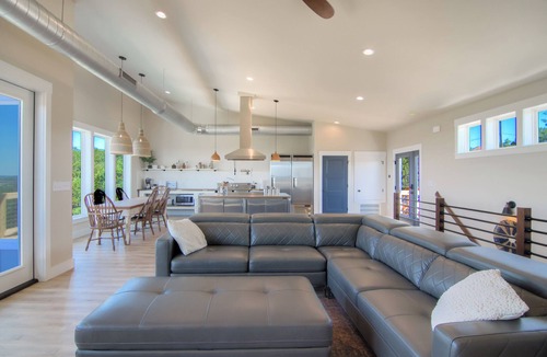 Canyon Lake House | Heated Pool, Spa, Lake View & Near Wineries