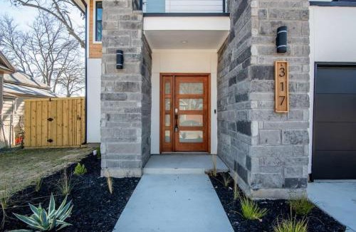 Old East Dallas House | Heated Pool Urban Retreat near Downtown Dallas