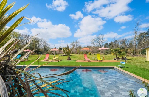 Parentis-en-Born House | Heated Pool Villa, 24 Beds, Lake Parentis, 5-Star Rated