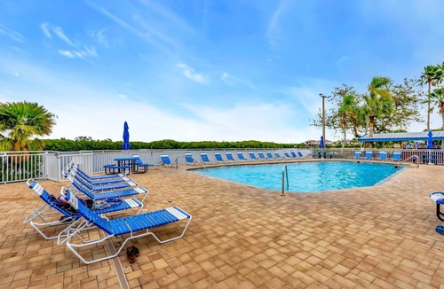 Ruskin Apartment | Heated Pool Waterfront, Resort Condo w/Hot Tub!