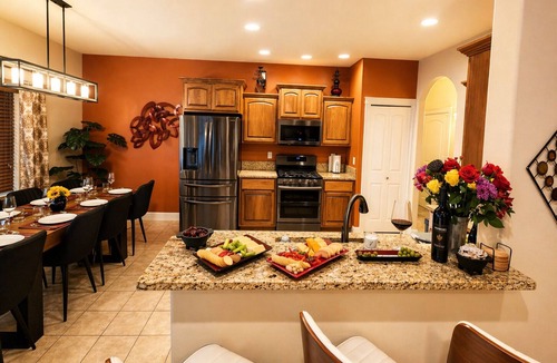 Kennewick House | Heated Private Plunge Pool & Modern Patio + Resort Access to Hot Tub & Fire Pit