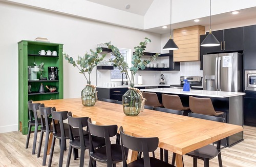 Hollister House | Heated Private Pool, Lake view, No steps | Mini Thistle
