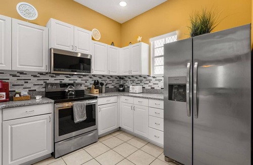 Tuscan Hills Villa | Heated Saltwater Pool w/Arcade & Movie Room Theme
