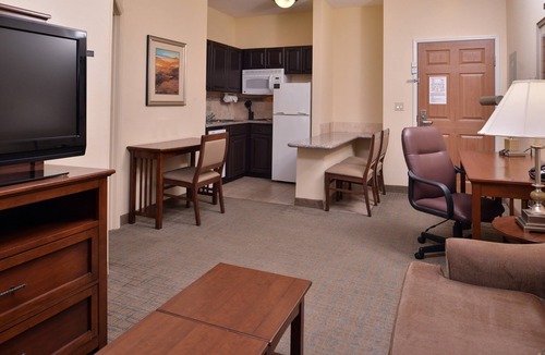 Central Oklahoma City Condo | Heated Saltwater Pool + Suite