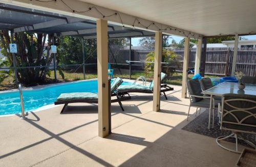 Regency Park House | Heated & Screened in Pool