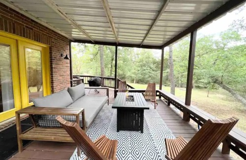 Bastrop House | Heated Swim Spa Pineforest Large Home/billards
