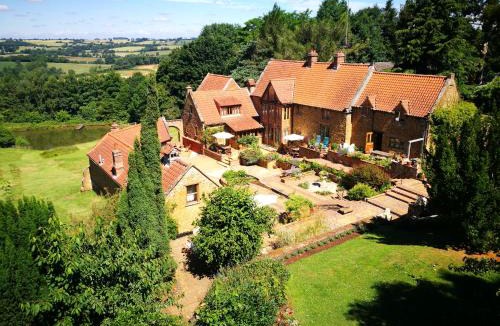 Sibford Gower House | Heath Farm Holiday Cottages