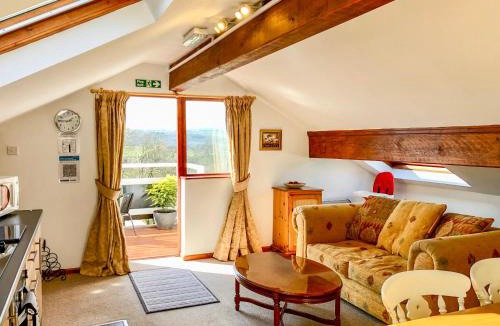 Llanfair-Dyffryn-Clwyd House | Heather