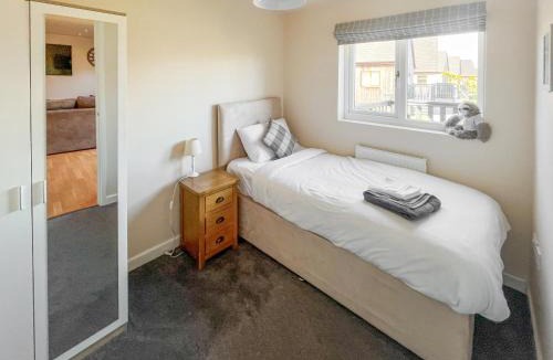 Brigg House | Heather - Uk50104