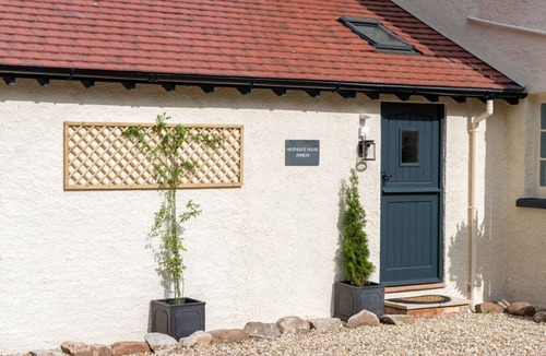 Budleigh Salterton Apartment | Heathgate Apartment - Garden View