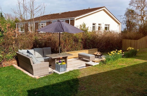 Budleigh Salterton Apartment | Heathgate Apartment - Garden View