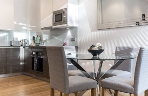 London Borough of Hounslow Apartment | Heathrow Apartments by Interhome