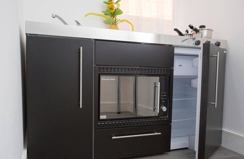 George Green Apartment | Heathrow Windsor Apart Hotel