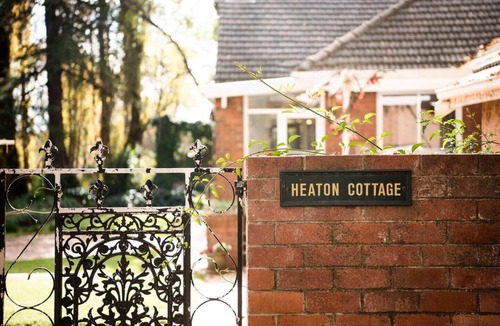 Central Mudgee House | Heaton Cottage
