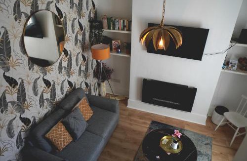 Cheetham Hill Apartment | Heaven Chic