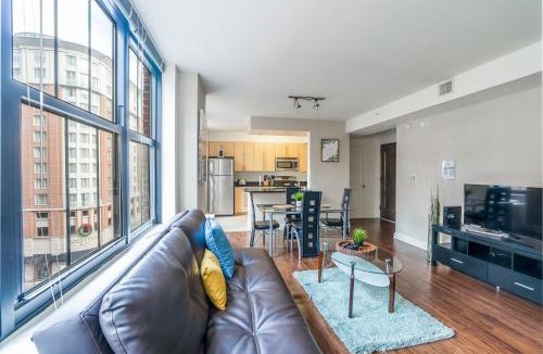 Baltimore Apartment | Heaven On Baltimore at Harborfront