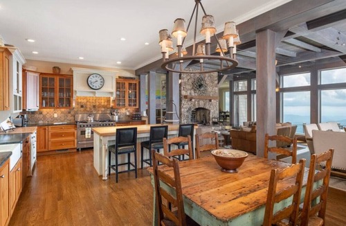 Roseland House | Heaven On Earth ~ Wintergreen Mountain