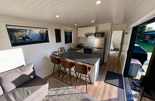 Bombay Bed & Breakfast | Heaven's Rest B&B