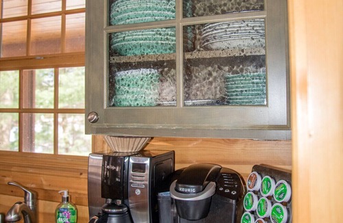 Saugatuck Cabin | Heavenly 7 Retreat -Rustic Luxury Cozy Cabin - Kingfisher Cove