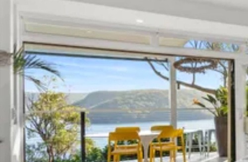 Avalon Beach House | Heavenly Avalon Sunseeker
