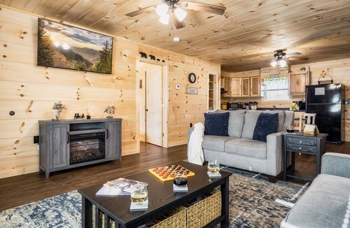 Cosby Cabin | Heavenly Daze! Mountain Getaway!