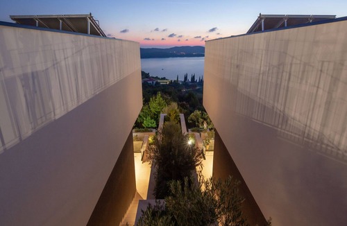 Orasac Villa | Heavenly Dubrovnik Villa | 5 Bedrooms | Villa Orasac Waterfront 1 | Magnificent