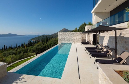 Orasac Villa | Heavenly Dubrovnik Villa | 5 Bedrooms | Villa Orasac Waterfront 1 | Magnificent