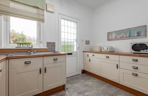 Comrie Cottage | Heavenly Heather Cottage