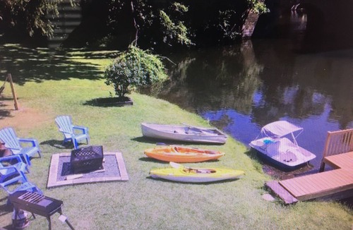 Niverville House | Heavenly Kinderhook Lake!