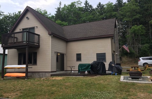 Niverville House | Heavenly Kinderhook Lake!