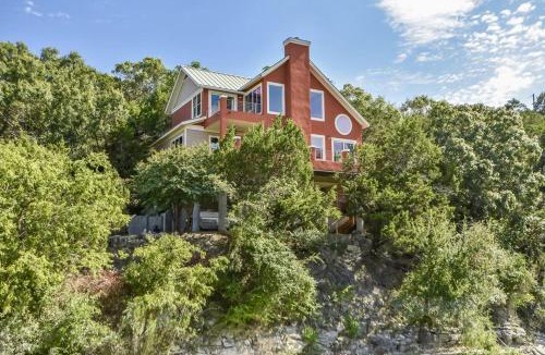 North Shore Colony Villa | Heavenly Waterfront Retreat - Boat dock, DEEP cove
