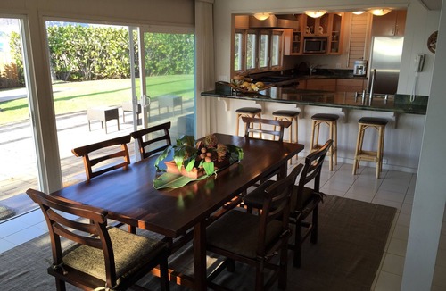 Maili House | Heavenly Waters Home at Maili Point - Oceanfront Beauty