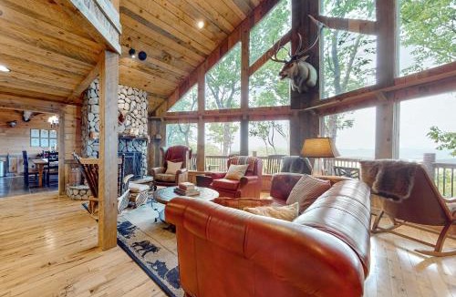 Unaka House | Heavens Doorstep