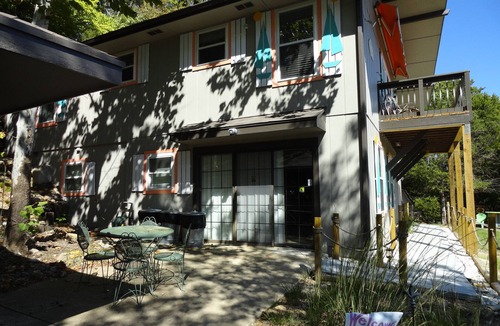 Lost Bridge Village House | Heavens Hip Pocket-Lake View-5 min walk to Pool and Lake!