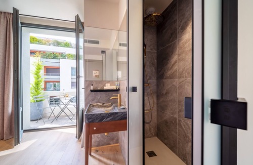 Annecy Old Town Hotel | Hebe Hotel
