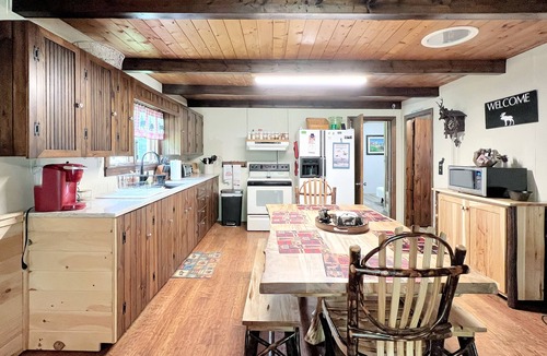 Monson House | Hebron Hideaway (Direct ATV and Snowmobile Trail Access)