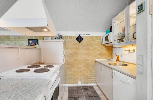 Askeby House | "Hedde" - 100m from the sea by Interhome